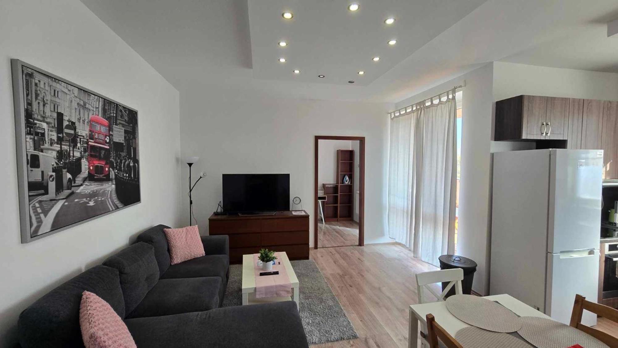 Aqua Apartman Тисауйварош Екстериор снимка