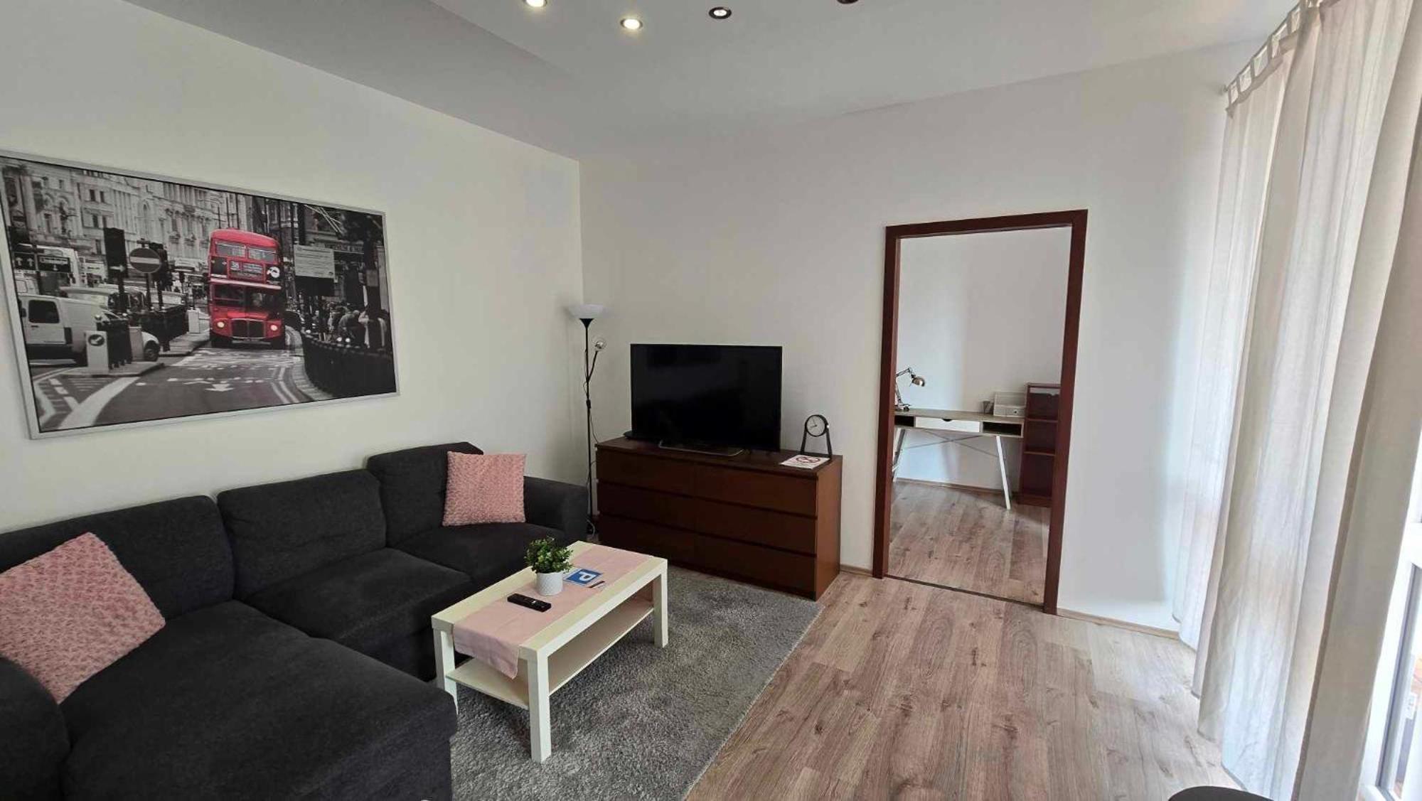 Aqua Apartman Тисауйварош Екстериор снимка