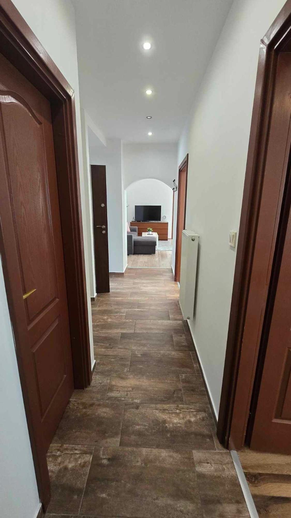 Aqua Apartman Тисауйварош Екстериор снимка